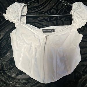 White crop top puffy sleeve